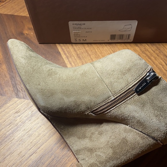 COACH Oakdale Bootie in Slate, Leather Pointed Ankle Booties Shoes. Size: 5.5 - Picture 13 of 14